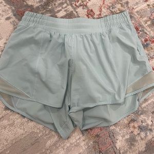 HOTTY HOT LULU SHORTS SIZE 8 4in